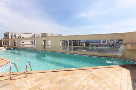 Apartamento à venda com 39m², 1 quarto e 1 vaga Apartamento à venda com 39m², 1 quarto e 1 vagaÁrea comum - Piscina