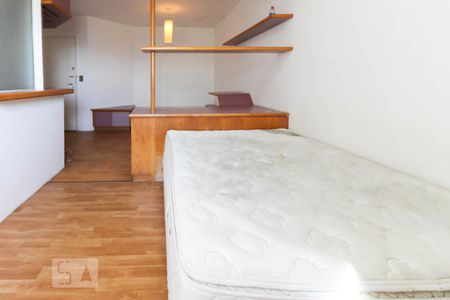 Quarto de apartamento para alugar com 1 quarto, 39m² em Indianópolis, São Paulo
