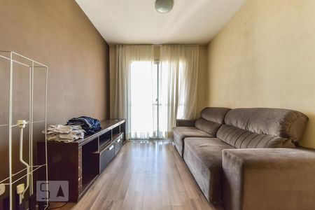 Sala de apartamento para alugar com 3 quartos, 70m² em Taboão, São Bernardo do Campo