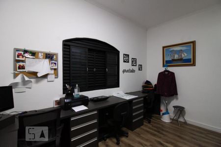 Casa à venda com 300m², 3 quartos e 4 vagas Casa à venda com 300m², 3 quartos e 4 vagasQuarto