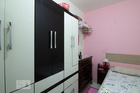 Casa à venda com 300m², 3 quartos e 4 vagas Casa à venda com 300m², 3 quartos e 4 vagasQuarto 2