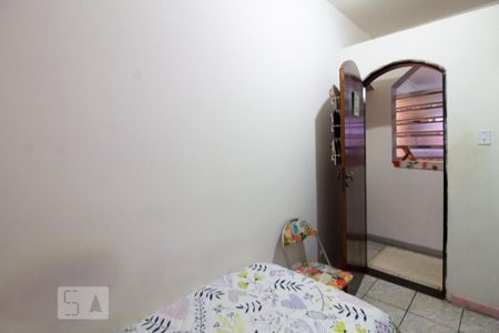 Casa à venda com 300m², 3 quartos e 4 vagas Casa à venda com 300m², 3 quartos e 4 vagasQuarto 2