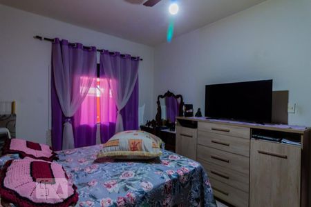 Casa à venda com 300m², 3 quartos e 4 vagas Casa à venda com 300m², 3 quartos e 4 vagasQuarto 1