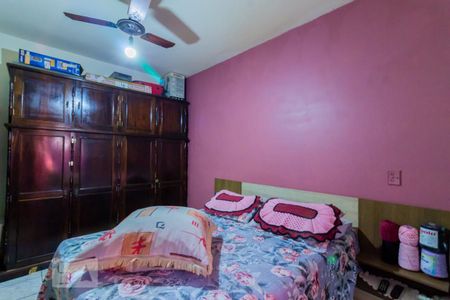 Casa à venda com 300m², 3 quartos e 4 vagas Casa à venda com 300m², 3 quartos e 4 vagasQuarto 1