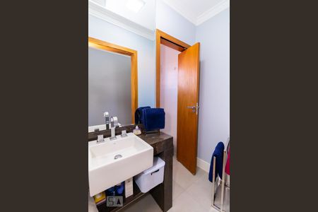 Casa à venda com 135m², 3 quartos e 2 vagas Casa à venda com 135m², 3 quartos e 2 vagasBanheiro da Suíte 1