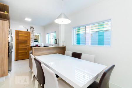 Casa à venda com 135m², 3 quartos e 2 vagas Casa à venda com 135m², 3 quartos e 2 vagasCozinha