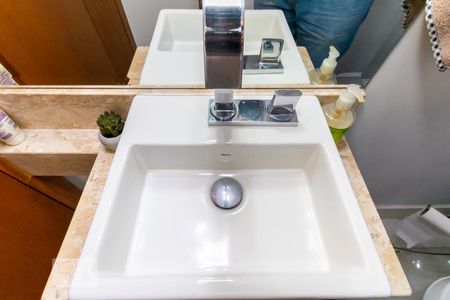 Casa à venda com 135m², 3 quartos e 2 vagas Casa à venda com 135m², 3 quartos e 2 vagasLavabo