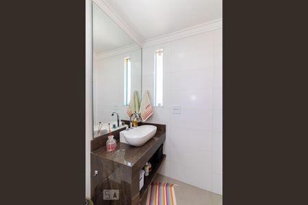 Casa à venda com 135m², 3 quartos e 2 vagas Casa à venda com 135m², 3 quartos e 2 vagasBanheiro da Suíte 2