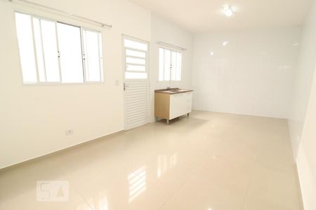 Kitnet de kitnet/studio para alugar com 1 quarto, 35m² em Jardim Maria Estela, São Paulo
