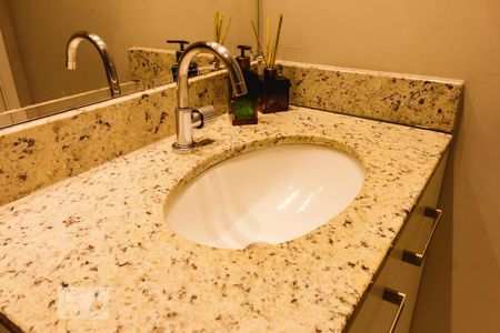 Apartamento para alugar com 64m², 2 quartos e 1 vaga Apartamento para alugar com 64m², 2 quartos e 1 vagaBanheiro 2 Pia