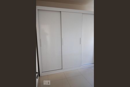 Quarto 2 de apartamento para alugar com 2 quartos, 49m² em Itaquera, São Paulo