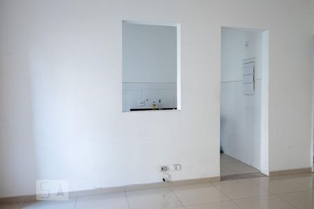 Sala de apartamento para alugar com 2 quartos, 49m² em Itaquera, São Paulo