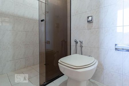 Apartamento à venda com 90m², 3 quartos e 2 vagasBanheiro da suíte 