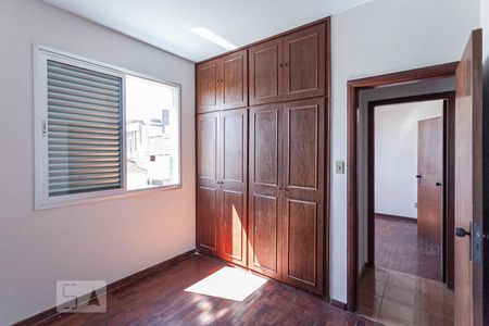 Apartamento à venda com 90m², 3 quartos e 2 vagasQuarto 2