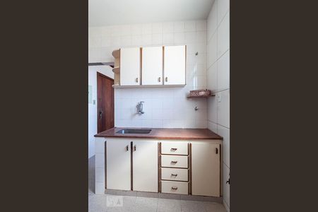 Apartamento à venda com 90m², 3 quartos e 2 vagasCozinha