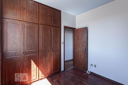 Apartamento à venda com 90m², 3 quartos e 2 vagasQuarto 2