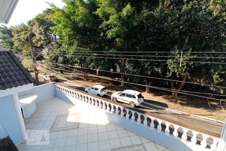 Casa à venda com 302m², 4 quartos e 2 vagas Casa à venda com 302m², 4 quartos e 2 vagasVista da Varanda da Suíte 1