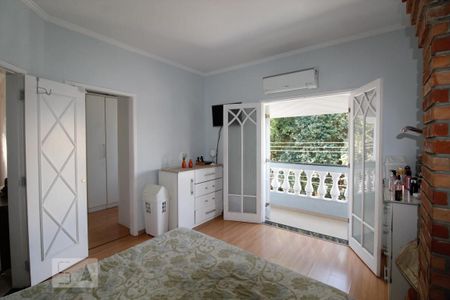 Casa à venda com 302m², 4 quartos e 2 vagas Casa à venda com 302m², 4 quartos e 2 vagasSuíte 1