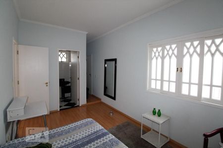 Casa à venda com 302m², 4 quartos e 2 vagas Casa à venda com 302m², 4 quartos e 2 vagasSuíte 3