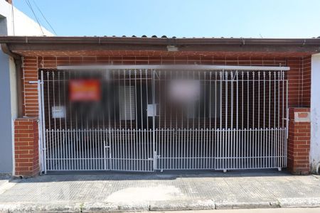 Casa à venda com 150m², 3 quartos e 1 vaga Casa à venda com 150m², 3 quartos e 1 vagaFachada da Casa