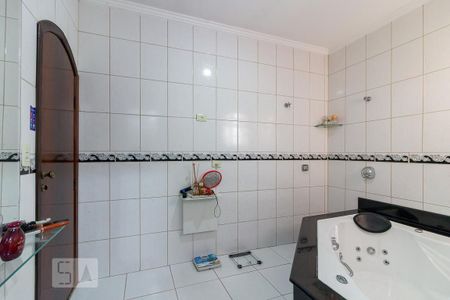 Casa para alugar com 385m², 3 quartos e 5 vagasBanheiro quarto 3 suíte