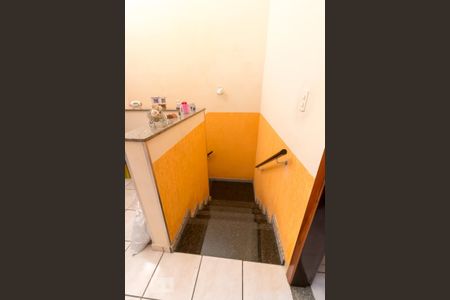 Casa para alugar com 385m², 3 quartos e 5 vagasEscadas