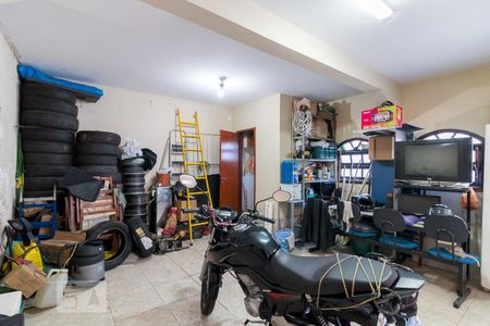 Casa para alugar com 385m², 3 quartos e 5 vagasGaragem coberta