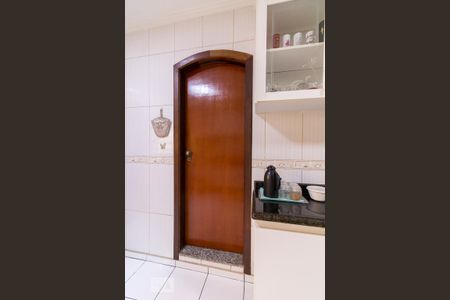 Casa para alugar com 385m², 3 quartos e 5 vagasCozinha - despensa