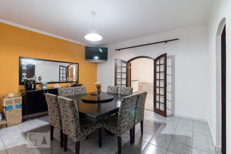 Casa para alugar com 385m², 3 quartos e 5 vagasCopa