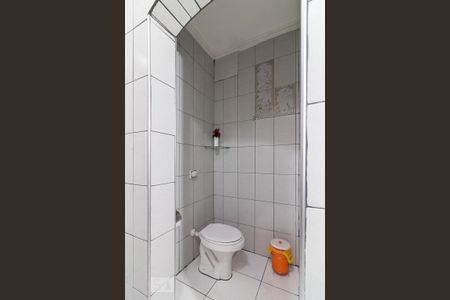 Casa para alugar com 385m², 3 quartos e 5 vagasBanheiro de Serviço