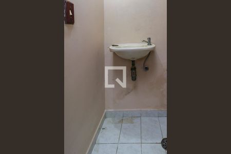 Lavabo de casa para alugar com 3 quartos, 150m² em Chácara Santo Antônio (zona Sul), São Paulo