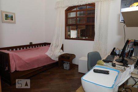 Casa à venda com 220m², 3 quartos e 3 vagasQuarto 3