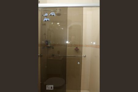 Casa à venda com 220m², 3 quartos e 3 vagasBanheiro do Quarto 3