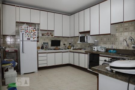 Casa à venda com 220m², 3 quartos e 3 vagasCozinha