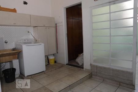 Casa à venda com 220m², 3 quartos e 3 vagasDespensa