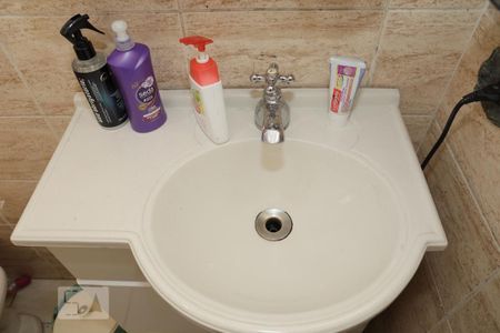 Casa à venda com 220m², 3 quartos e 3 vagasBanheiro do Quarto 2