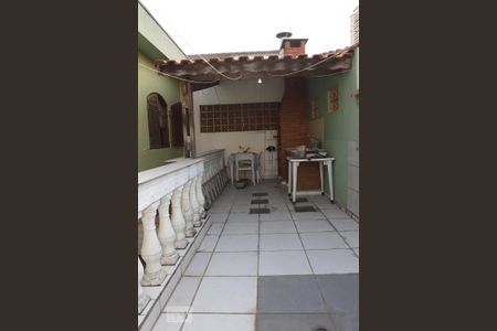 Casa à venda com 220m², 3 quartos e 3 vagasVaranda