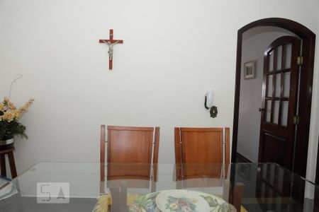 Casa à venda com 220m², 3 quartos e 3 vagasCopa