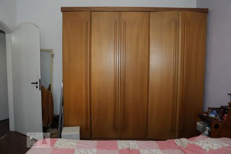 Casa à venda com 220m², 3 quartos e 3 vagasQuarto 2