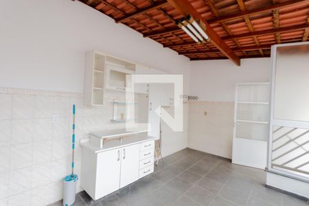 Casa à venda com 180m², 3 quartos e 2 vagasÁrea de Serviço
