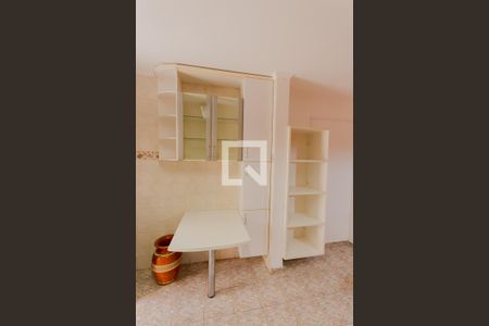 Casa à venda com 180m², 3 quartos e 2 vagasArmário