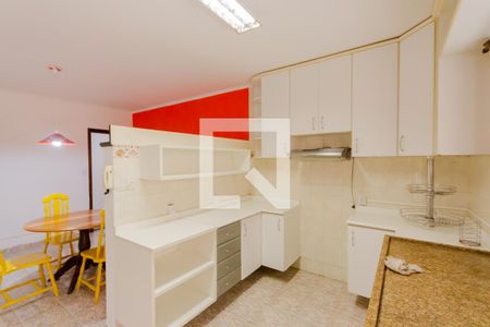 Casa à venda com 180m², 3 quartos e 2 vagasCozinha