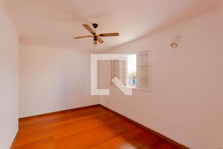 Casa à venda com 180m², 3 quartos e 2 vagasQuarto 3