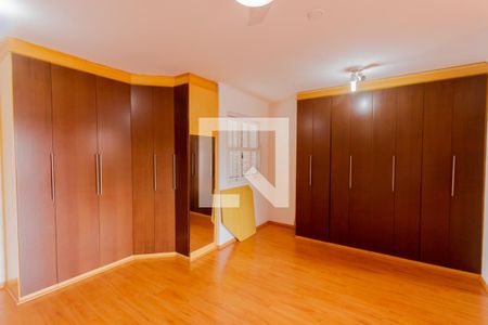 Casa à venda com 180m², 3 quartos e 2 vagasArmário