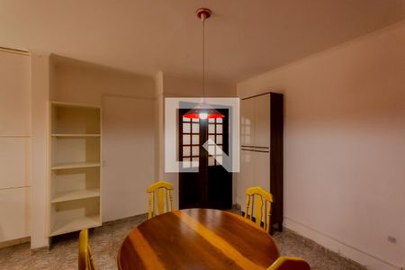 Casa à venda com 180m², 3 quartos e 2 vagasCozinha