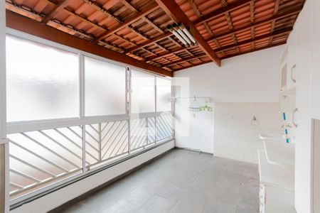 Casa à venda com 180m², 3 quartos e 2 vagasÁrea de Serviço