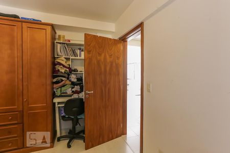 Apartamento à venda com 138m², 2 quartos e 2 vagas Apartamento à venda com 138m², 2 quartos e 2 vagasDormitório 2