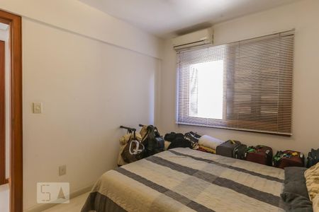 Apartamento à venda com 138m², 2 quartos e 2 vagas Apartamento à venda com 138m², 2 quartos e 2 vagasDormitório 2