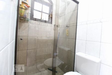 Casa à venda com 165m², 3 quartos e 3 vagasBanheiro suíte 1