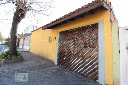 Casa à venda com 165m², 3 quartos e 3 vagasFachada